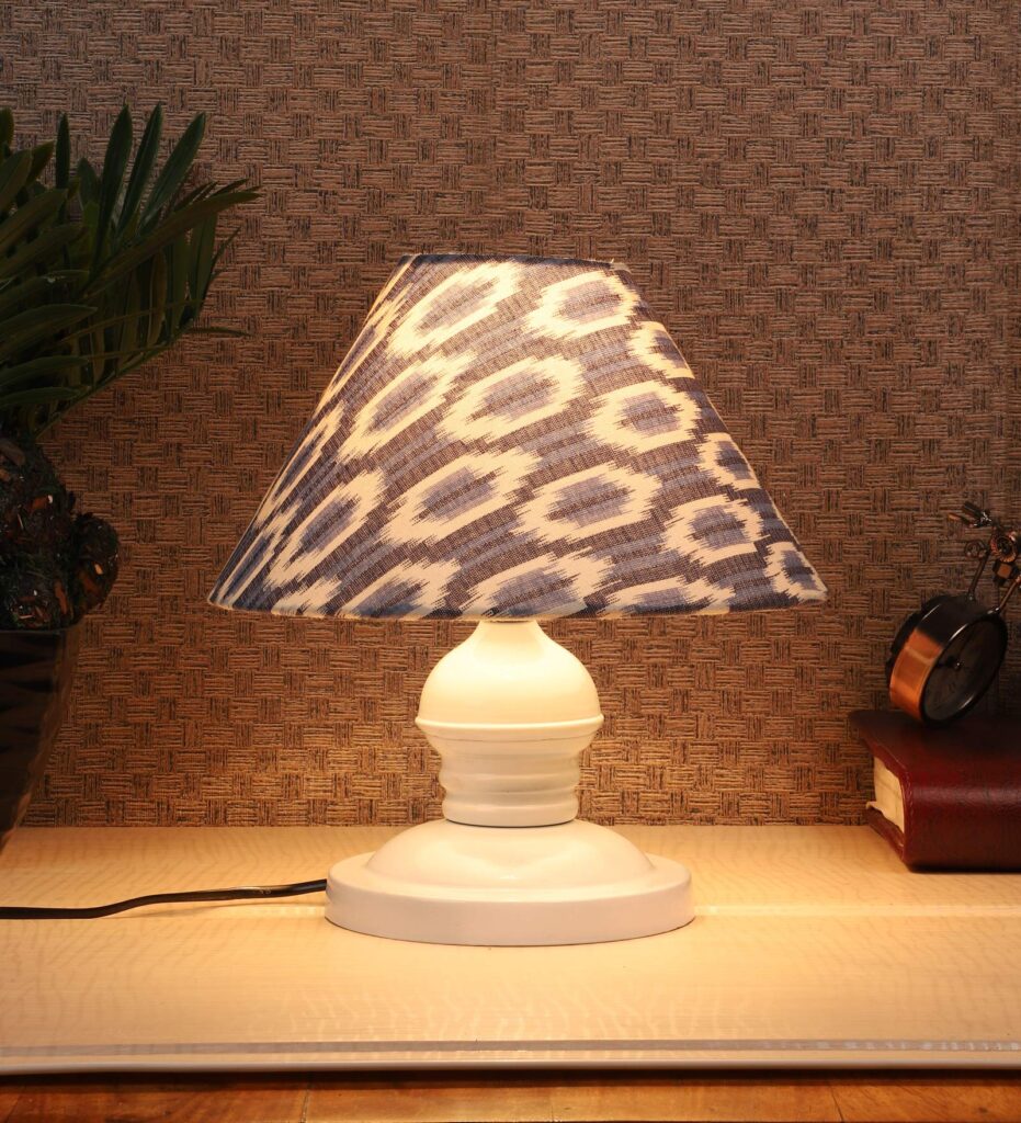 How To Replace Lamp Shade Cover 7 Easy DIY Steps