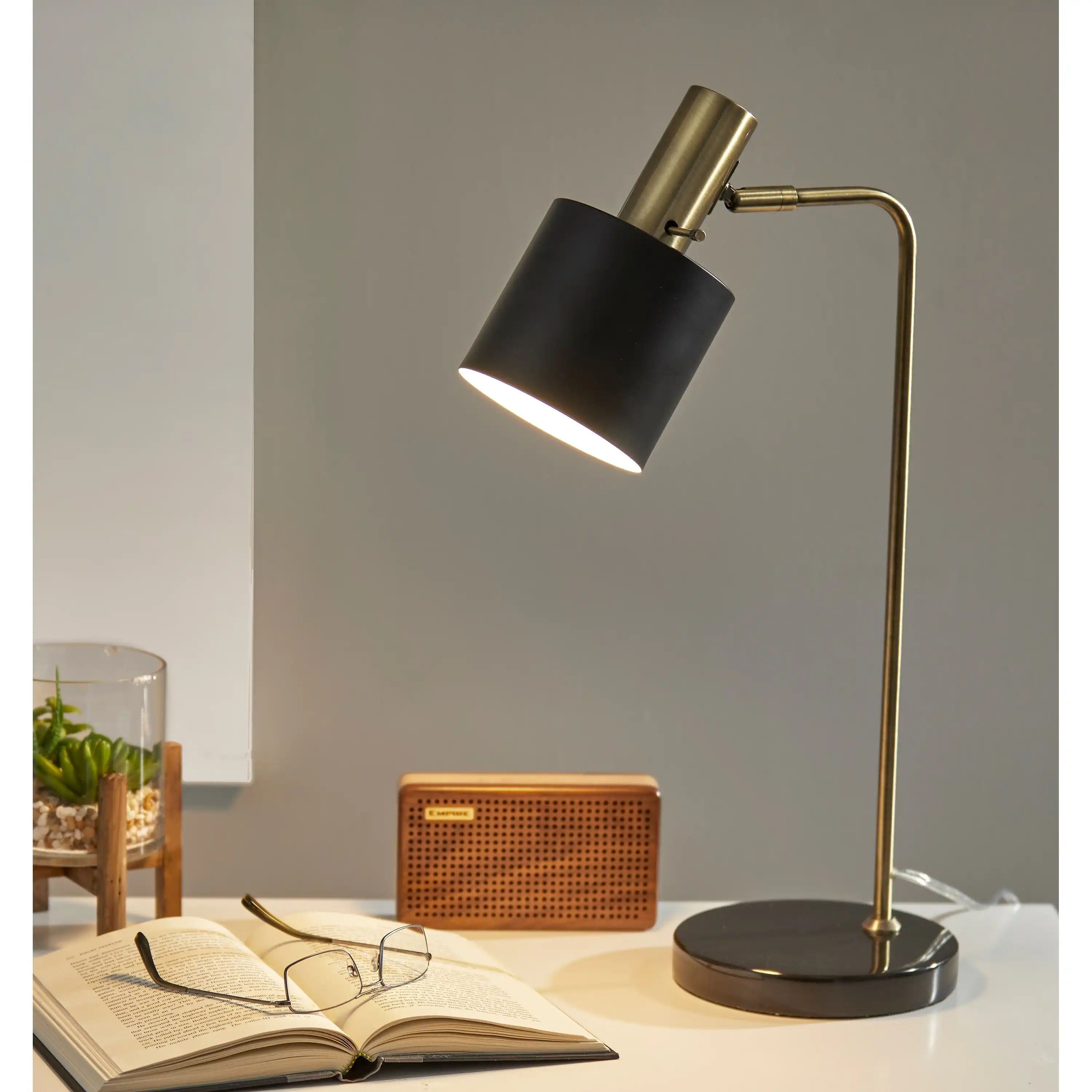 desk-lamp